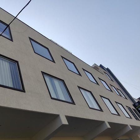 Hotel Woodlark Zirakpur - A Peaceful Stay 外观 照片