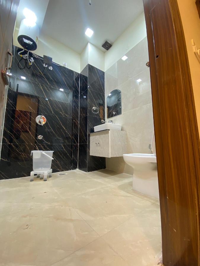 Hotel Woodlark Zirakpur - A Peaceful Stay 外观 照片